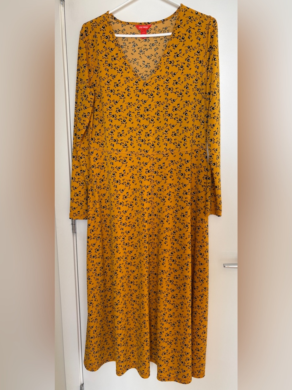 Long Maxi Stretchy V-Neck Long Sleeve Dress
